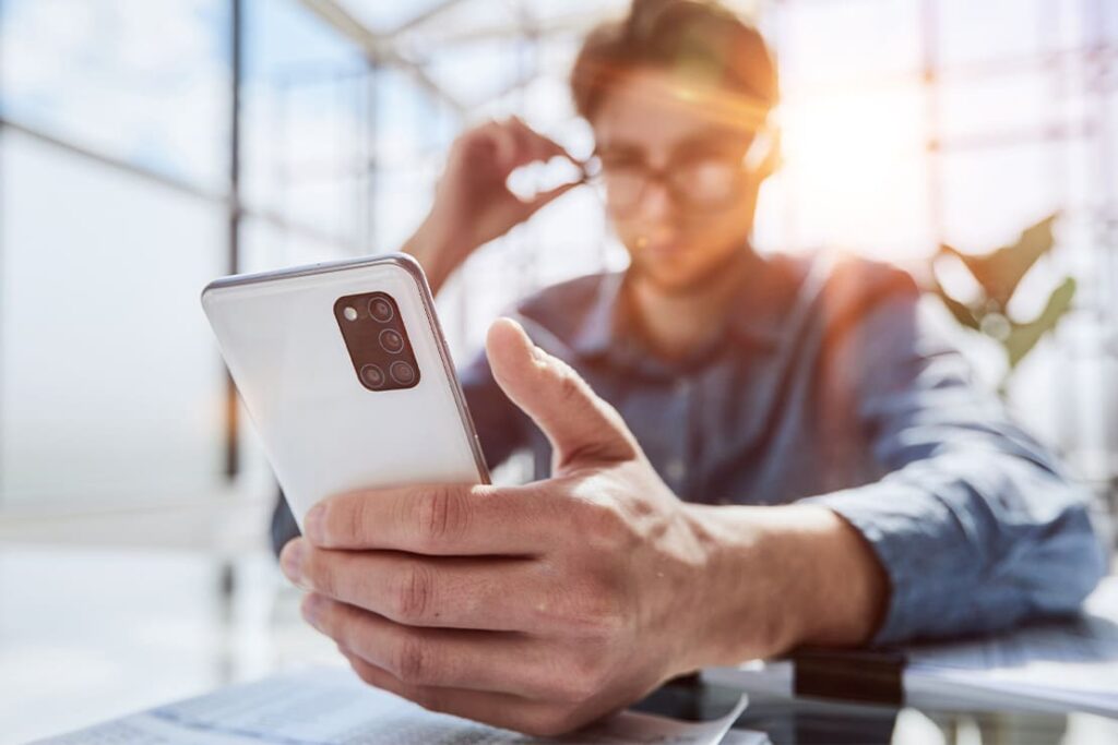 قیمت موبایل و لپ‌تاپ در دبی برای خرید